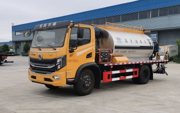 6.5噸東風華神T3普通型瀝青灑布車 6.5噸東風華神T3普通型瀝青灑布車